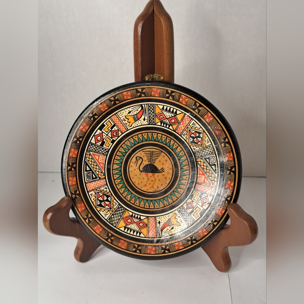 Vintage Peruvian Pottery INCA Clay Plate, from Cuzco.